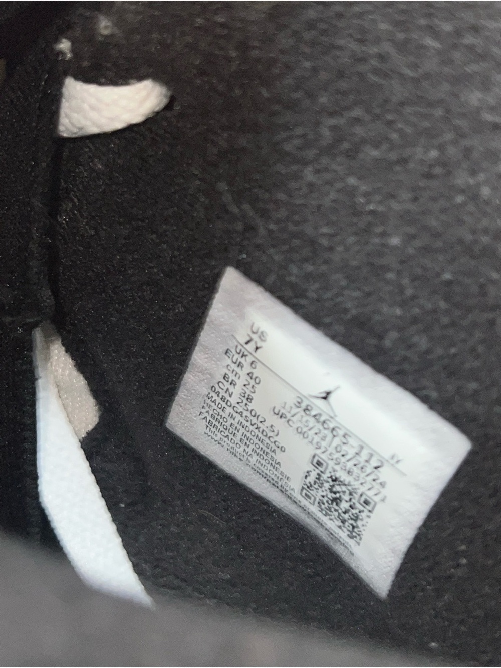 Jordan Reverse Oreo 6’s (GS) - Picture 8 of 8